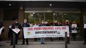 Peluquerías y centros de estética en Cataluña protestan ante la Agencia Tributaria / EP