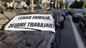 Protesta de coches VTC en la avenida Diagonal de Barcelona / CG