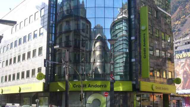 Sede del banco Crédit Andorrà en el Principado de Andorra