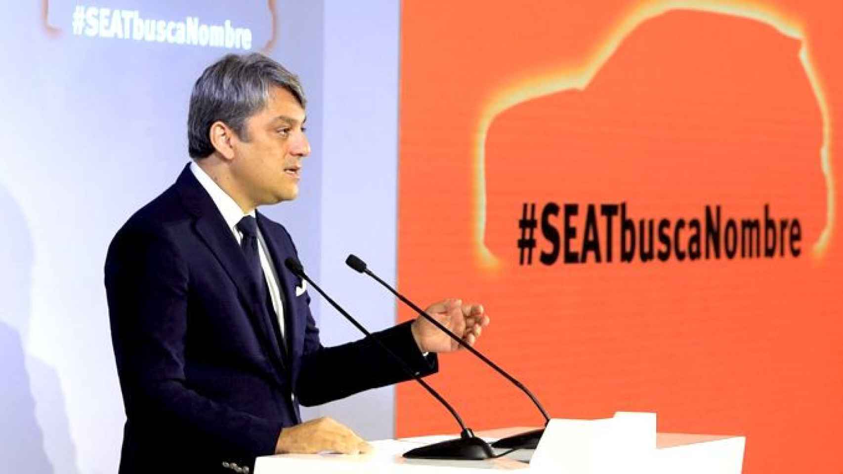Luca de Meo, presidente de Seat, en la presentación de el sondeo público para elegir el nombre de su SUV de alta gama paralizada por el 'procés' / EP