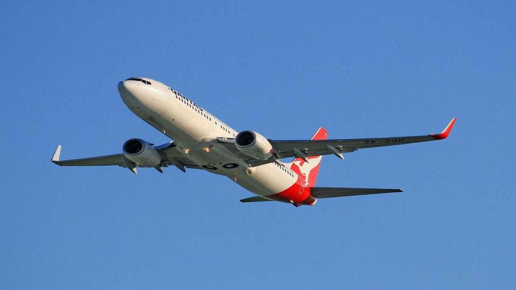 Qantas, nombrada en el primer puesto de las aerolíneas más seguras del mundo / Holger Detje EN PIXABAY