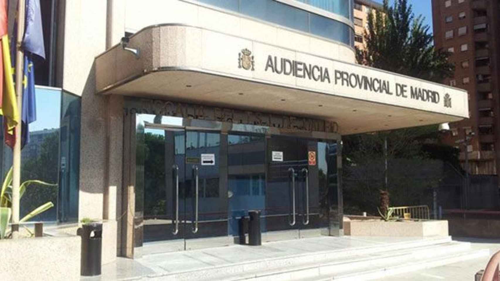 La Audiencia Nacional de Madrid lleva el juicio de esta abuela estafada / EP
