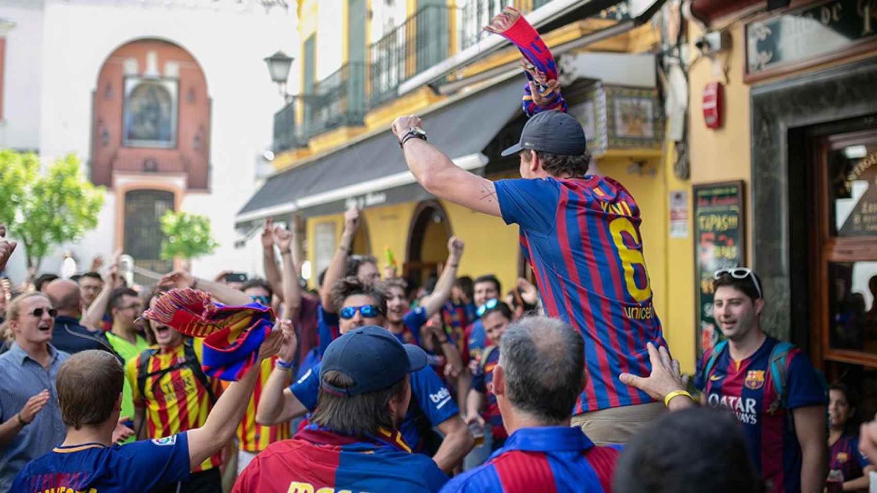 Aficionados del FC Barcelona antes de la final de la Copa del Rey 2019 / EP