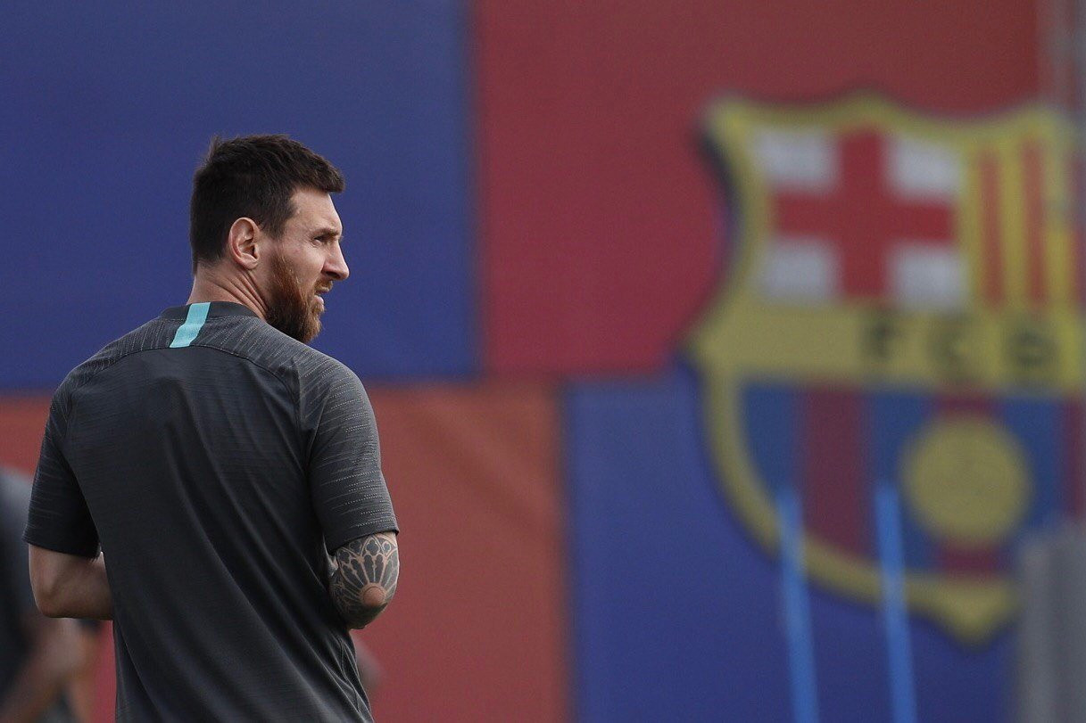 Leo Messi en un entrenamiento con el Barça / EFE