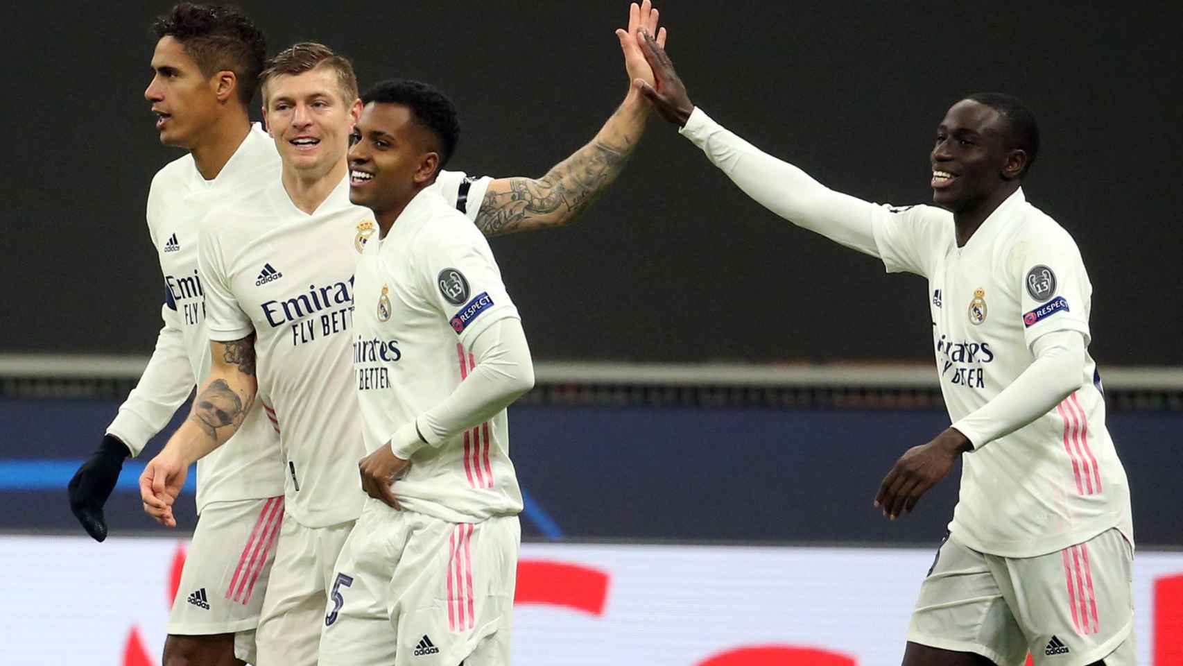Los jugadores del Real Madrid, celebrando un gol contra el Inter | EFE