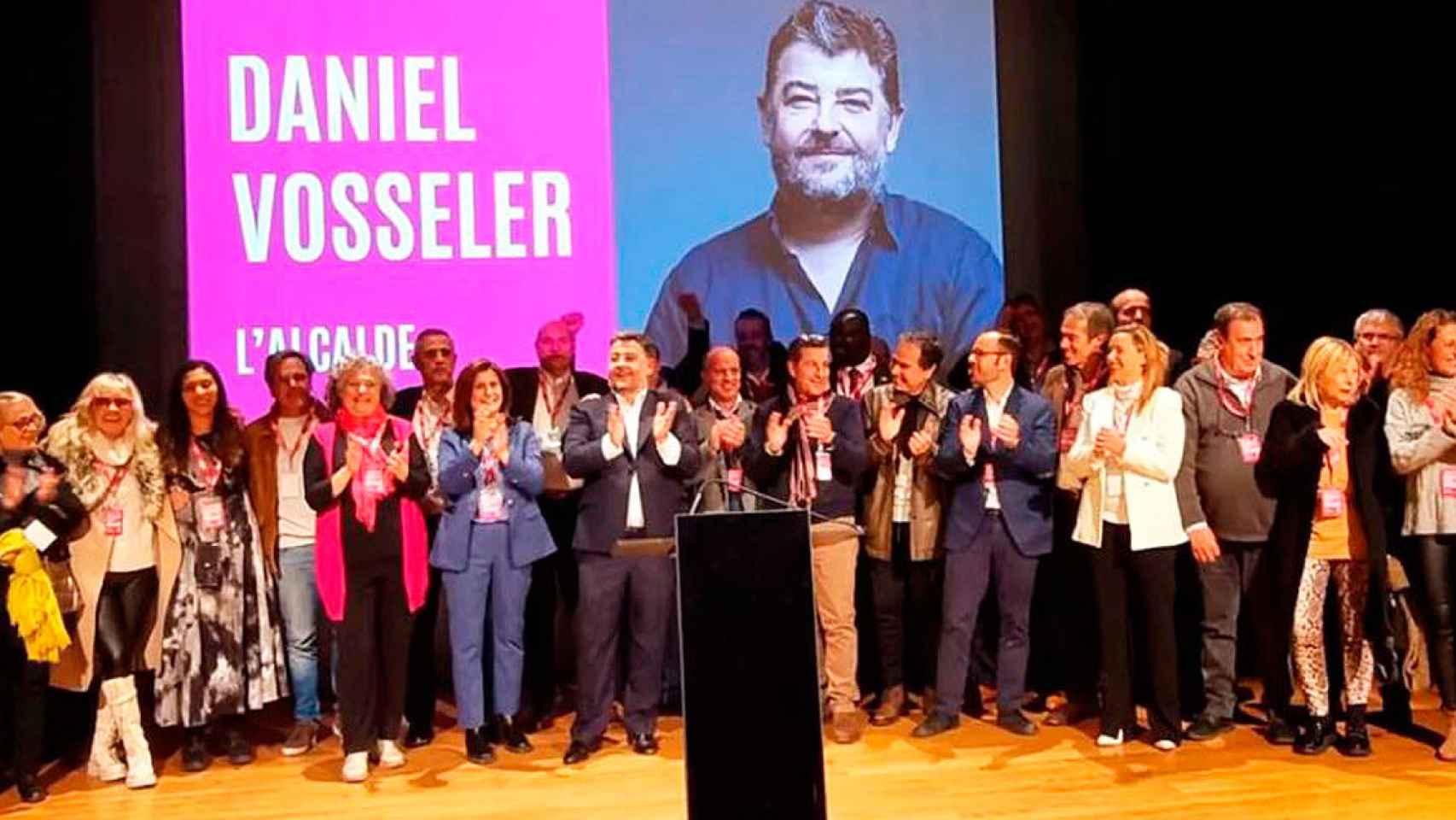 Daniel Vosseler (c), con su equipo para las elecciones municipales de Barcelona / Cedida
