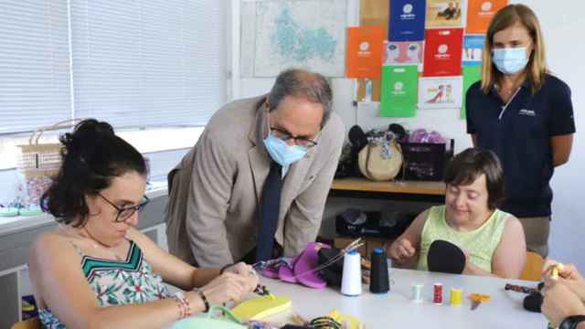 El presidente de la Generalitat, Quim Torra, durante su visita a las instalaciones de la Fundació Catalònia Creactiva en Cerdanyola / GENERALITAT DE CATALUNYA