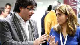 Carles Puigdemont y Marta Pascal en un acto de PDeCAT / EFE
