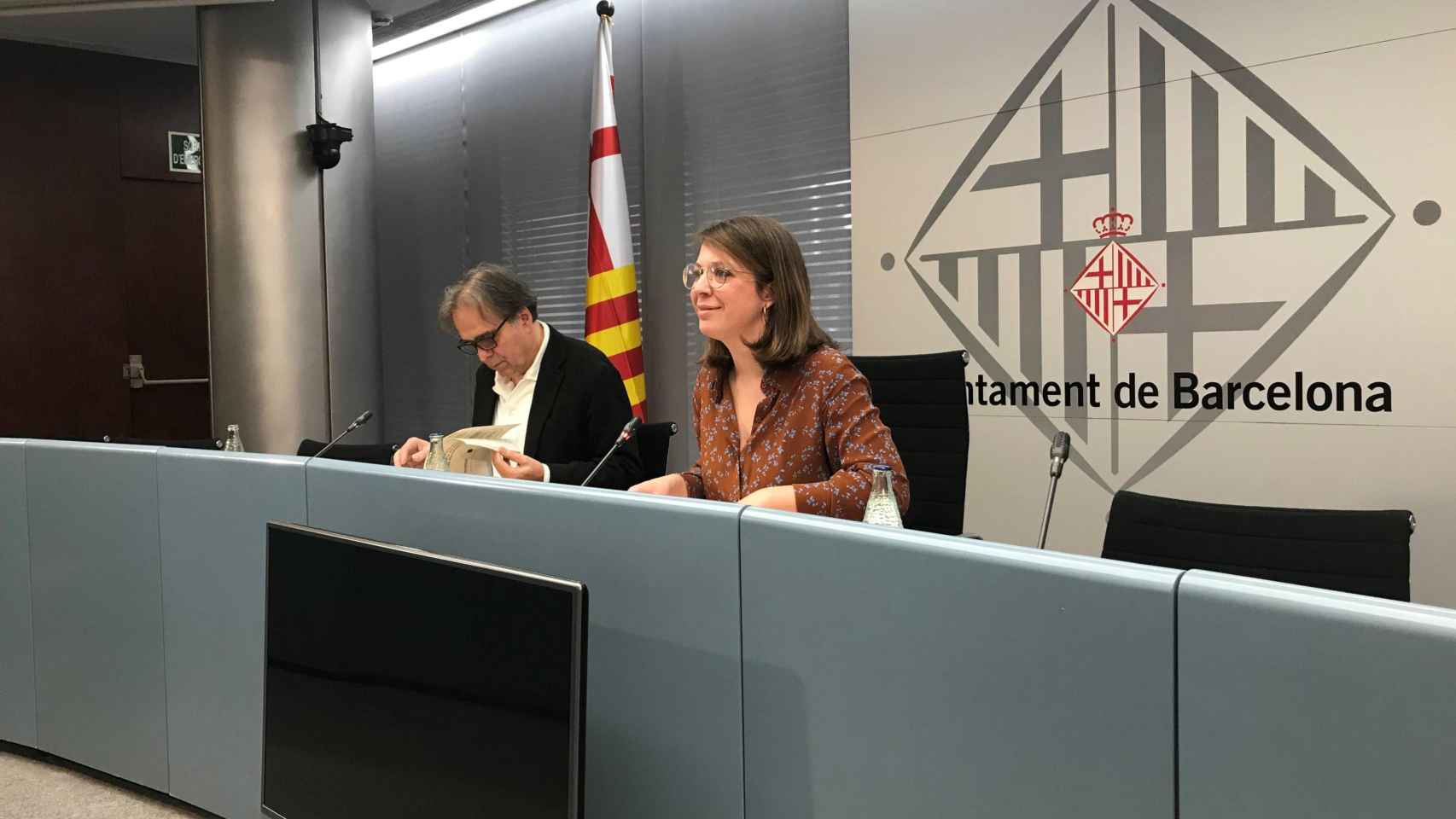 Los tenientes de alcalde Joan Subirats y Janet Sanz en la rueda de prensa sobre el Hermitage / EP