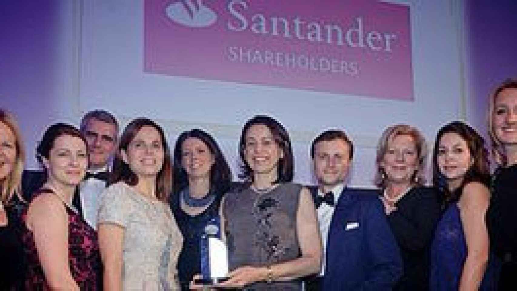 Entrega de premio de Share Magazine a Banco Santander