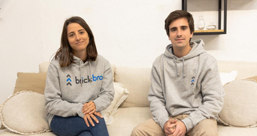 Carolina Santa Cruz y Guillermo Preckler, fundadores de Brickbro / CEDIDA