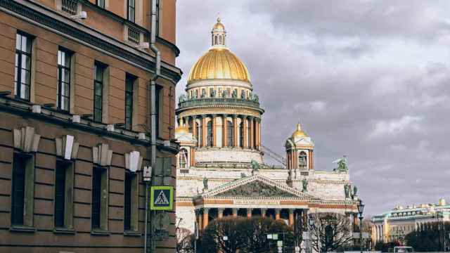 Una iglesia en San Petersburgo PEXELS