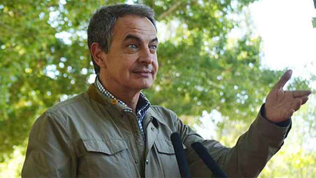 Zapatero destaca el apoyo incondicional del PSOE al Gobierno en defensa de la ley