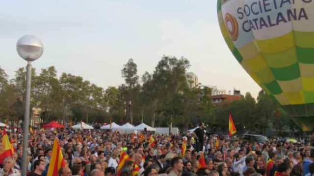 Aspecto del encuentro organizado por Sociedad Civil Catalana en el parque de Can Dragó de Barcelona con motivo del 12-O / SCC