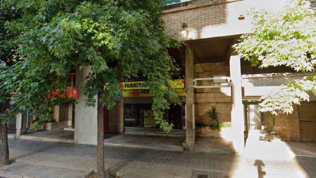 El bloque de Sabadell en el que los Mossos han desalojado a unos okupas problemáticos / GOOGLE STREET VIEW