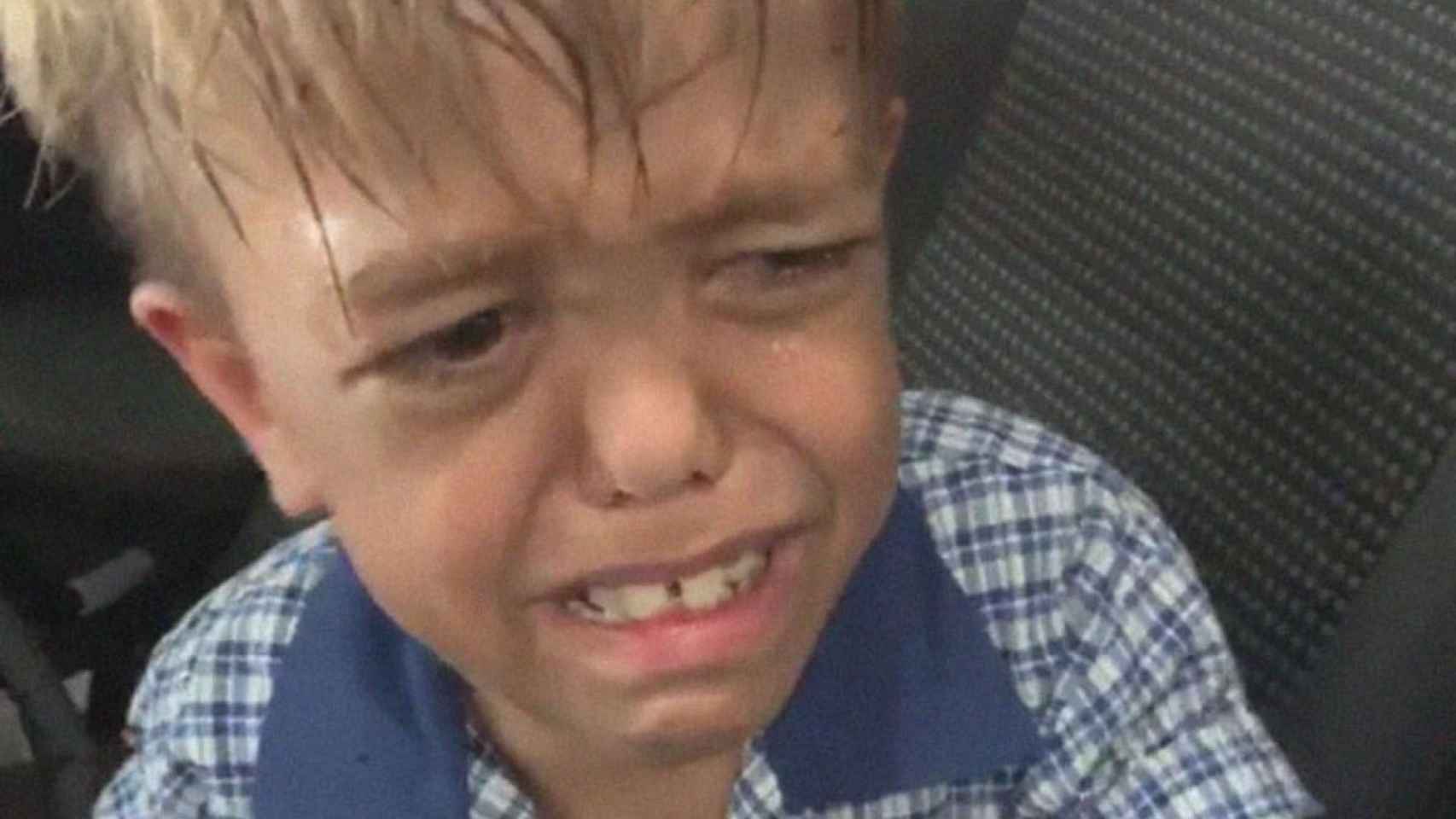 Quaden, un niño con enanismo víctima del 'bullying', llora desolado