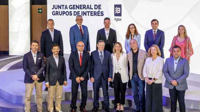 Junta general de grupos de interés de Agbar / AGBAR