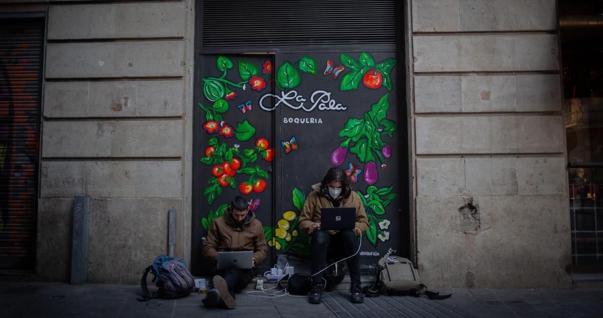 Un comercio cerrado en el centro de Barcelona / EP