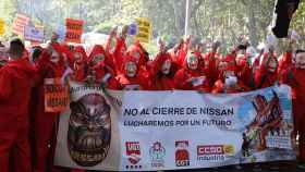 Trabajadores de la planta de Barcelona de la compañía automovilística Nissan disfrazados de los personajes de la serie 'La Casa de Papel' durante la manifestación por las calles de Madrid / EUROPA PRESS