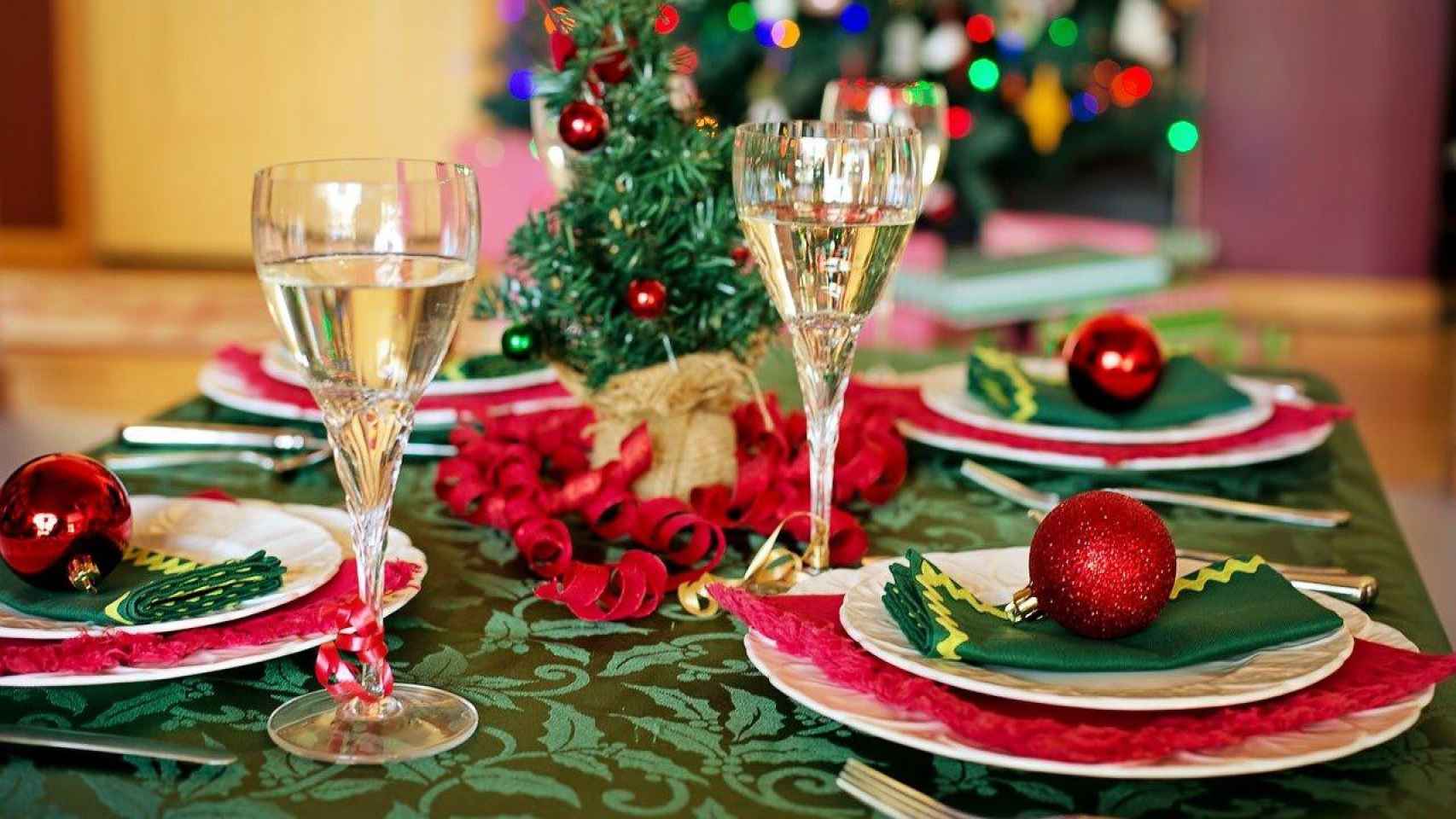 Una mesa preparada para la cena de Navidad / PIXABAY