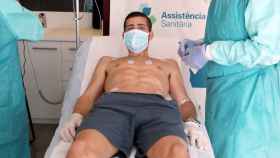 Sergi Roberto, realizando el test del coronavirus | FCB