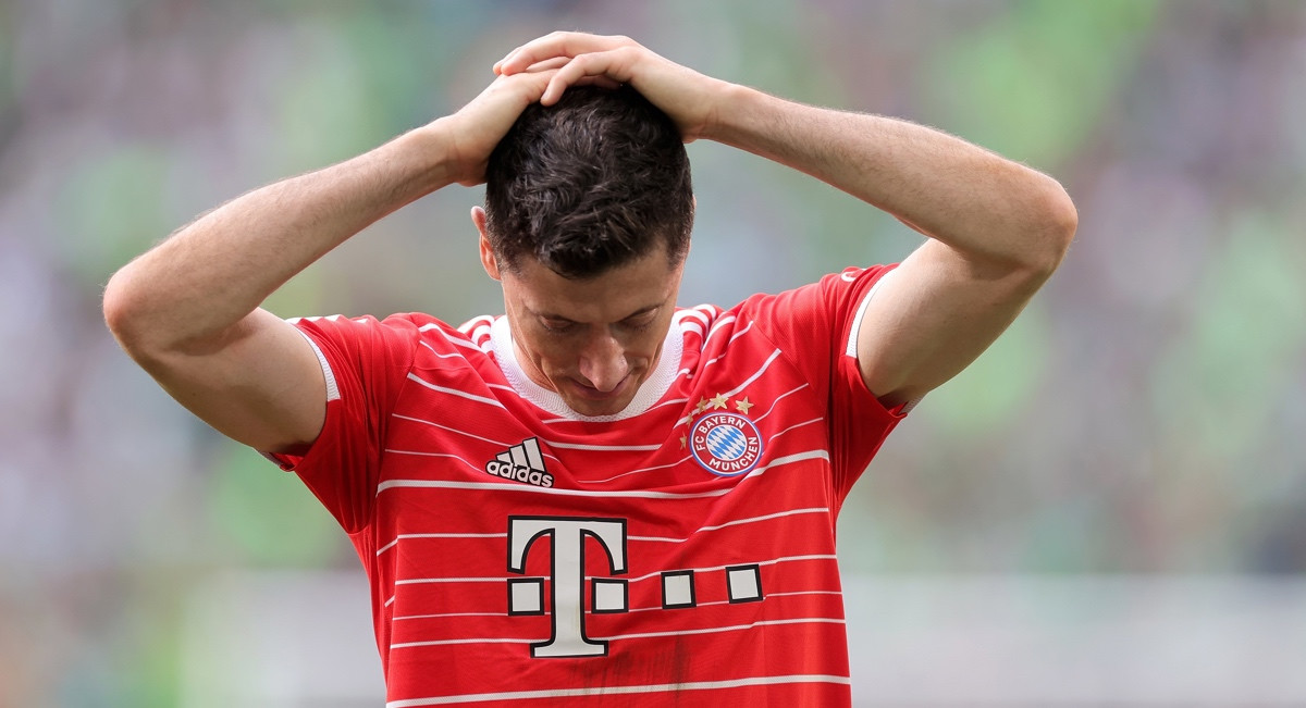 Robert Lewandowski, lamentando una ocasión fallada con el Bayern Múnich / EFE