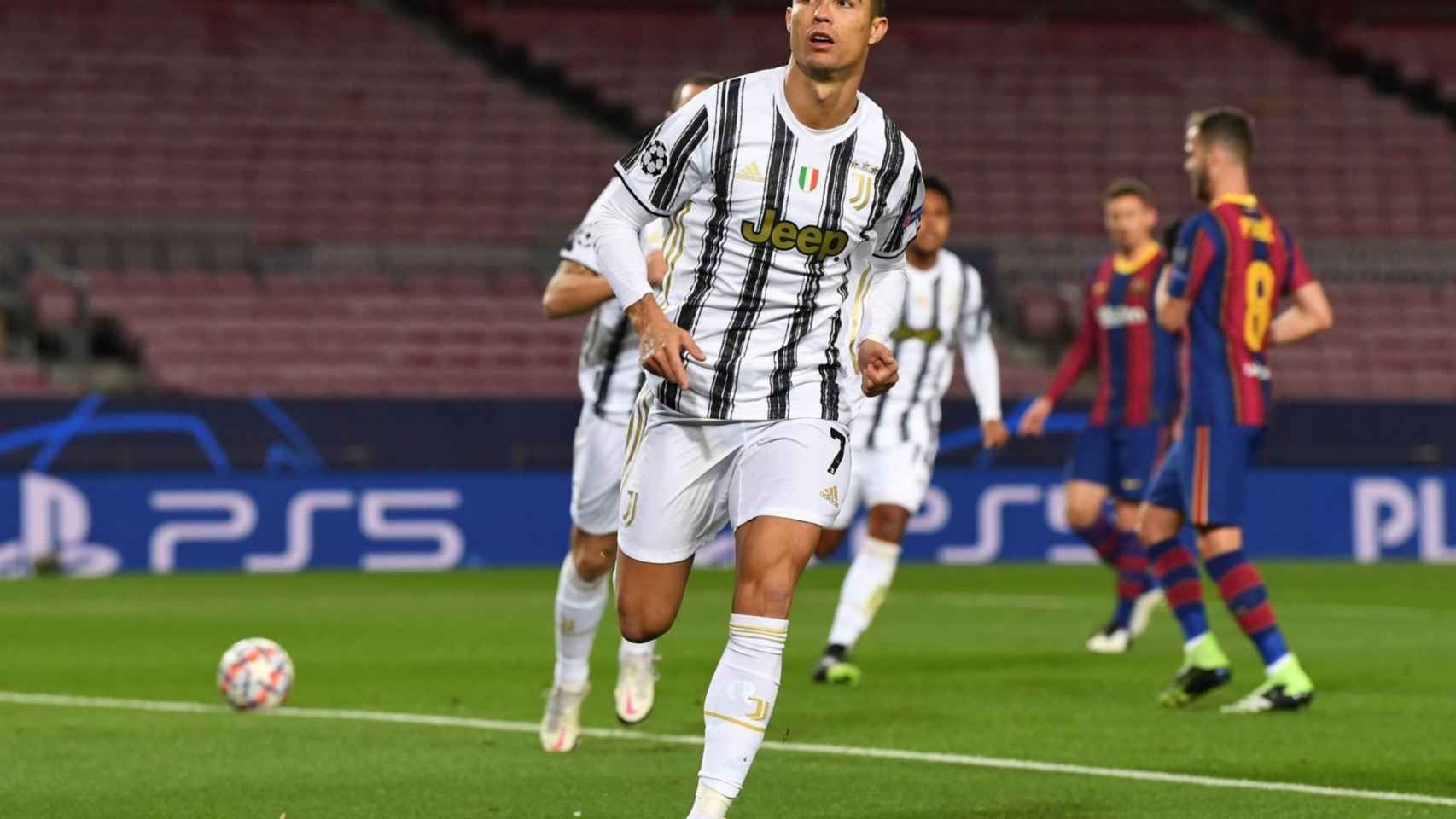 Cristiano Ronaldo, celebrando un gol contra el Barça | EFE