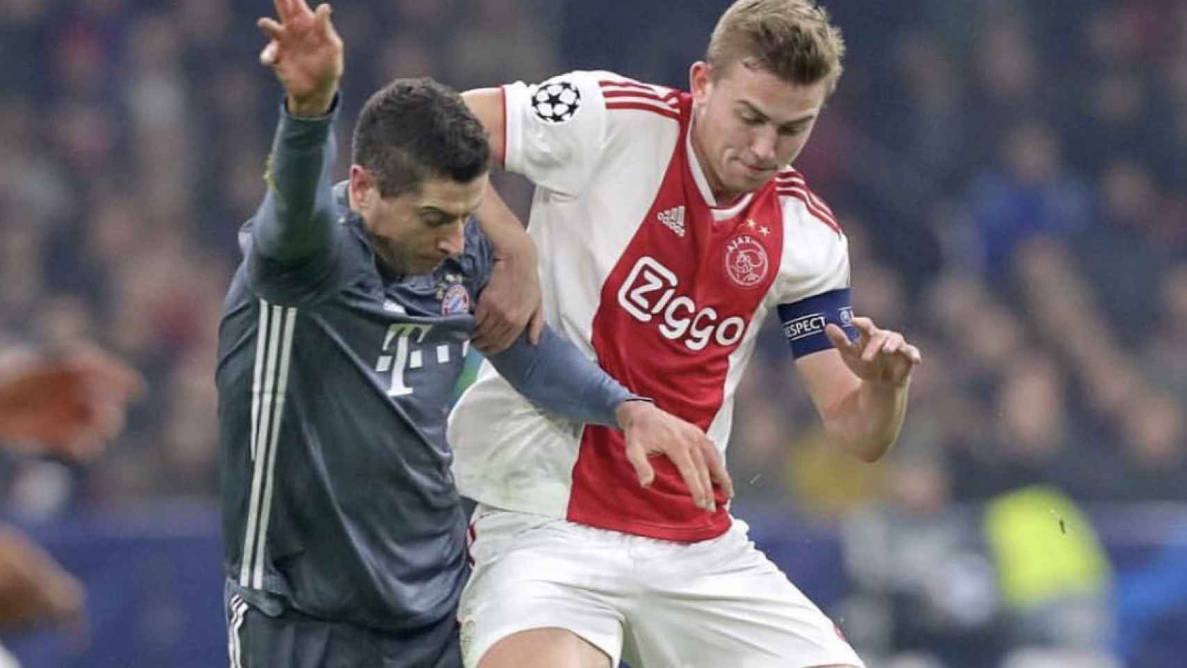 Una foto de De Ligt durante un partido del Ajax / Instagram