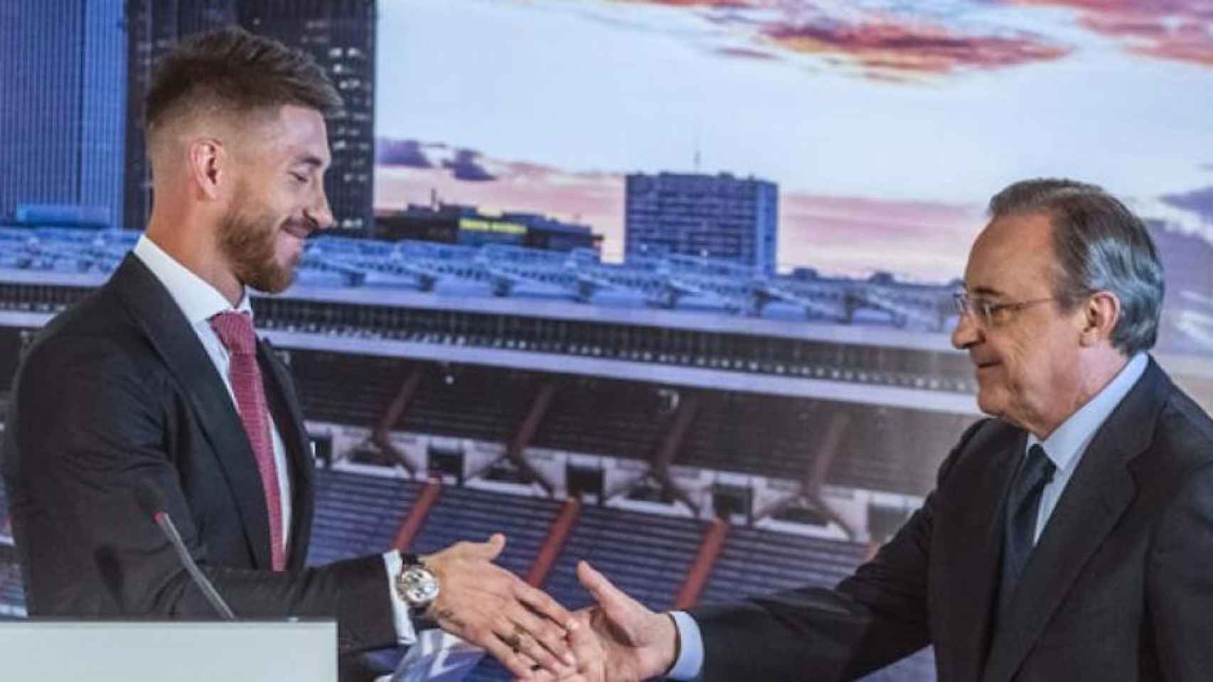 Una foto de archivo de Sergio Ramos y Florentino Pérez / EFE