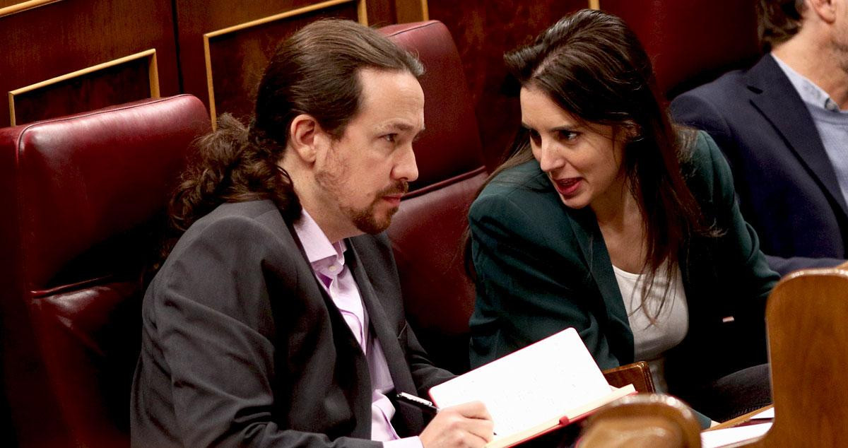 El líder de Podemos, Pablo Iglesias, e Irene Montero en la sesión de investidura en el Congreso / EUROPA PRESS