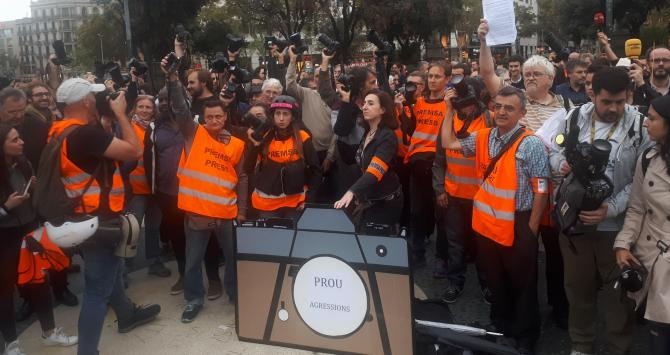 Manifestación de periodistas contra las agresiones sufridas en los disturbios del 'procés' / EUROPA PRESS