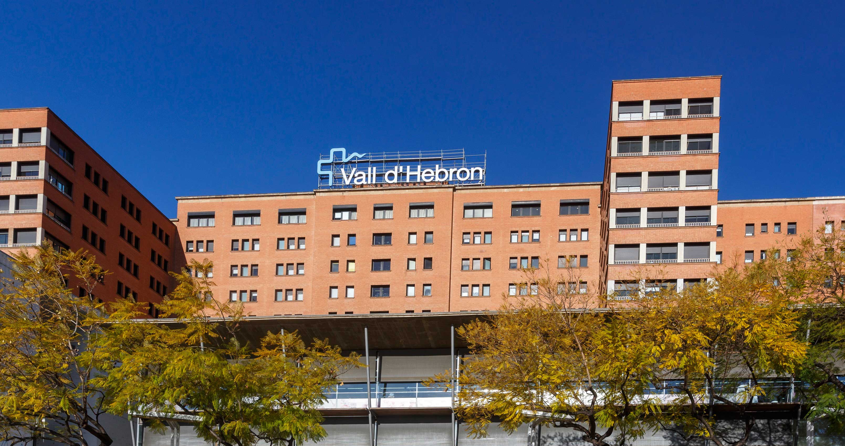 Fachada del hospital Vall d'Hebron / Europa Press