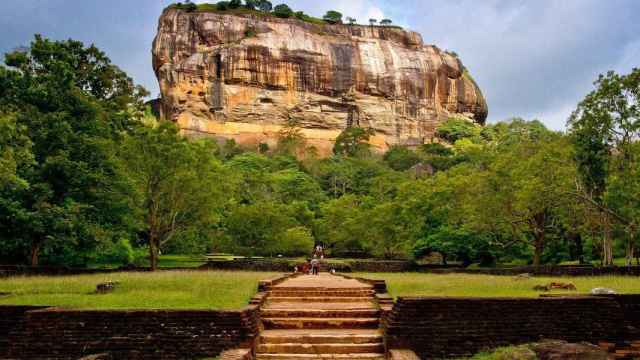 Una imagen de una montaña sagrada en Sri Lanka / PIXABAY
