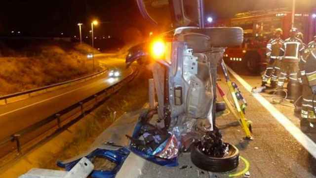 Uno de los coches tras el accidente múltiple en La Canonja, Tarragona / MOSSOS