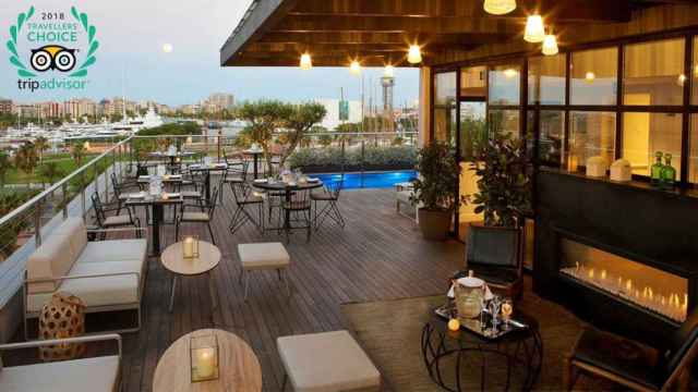 Terraza del hotel The Serras, premiado en los Travellers' Choice 2018 / HOTEL THE SERRAS BARCELONA