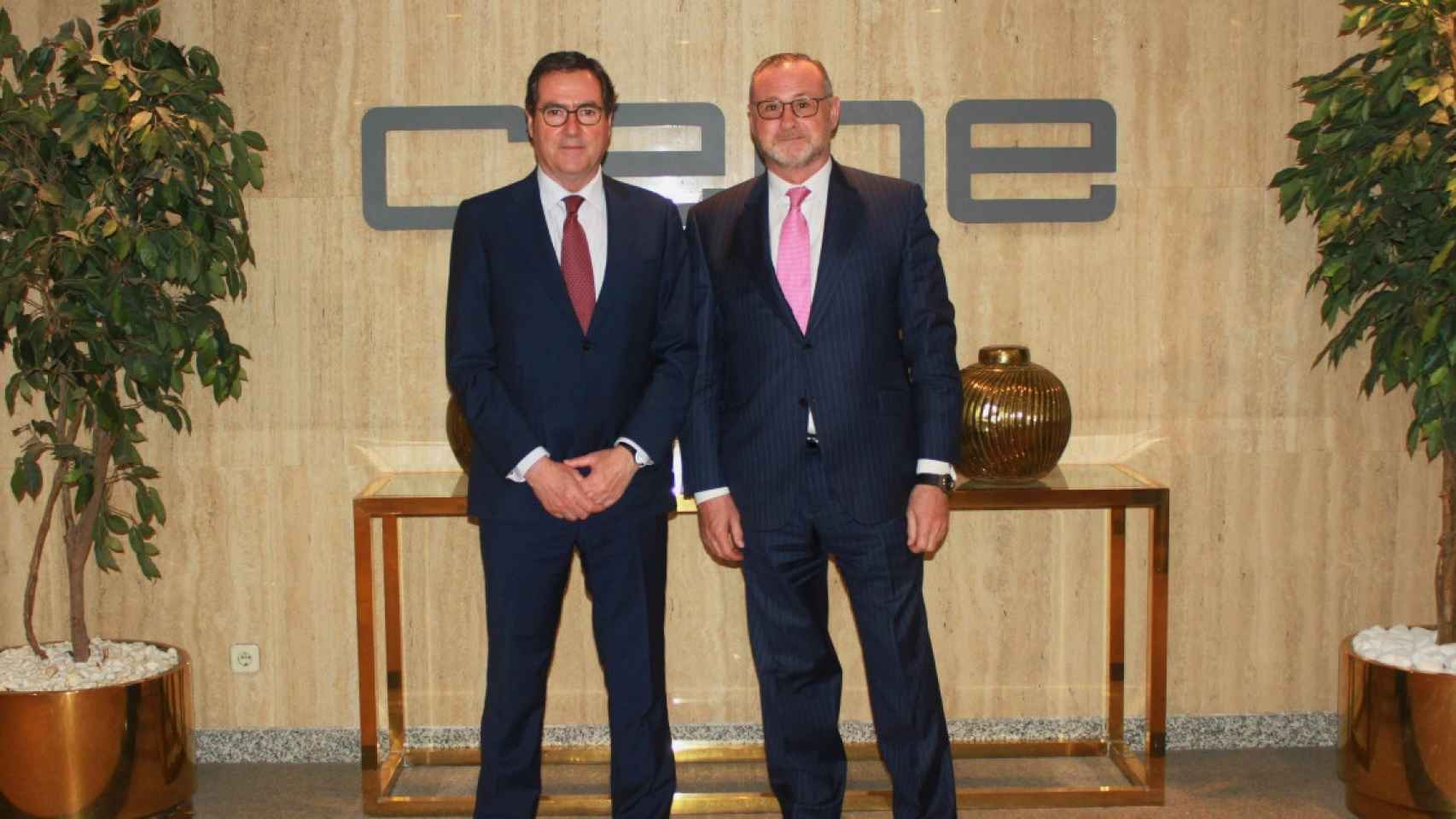 Antonio Garamendi, presidente de CEOE, y José Aljaro, consejero delegado de Abertis / CEDIDA