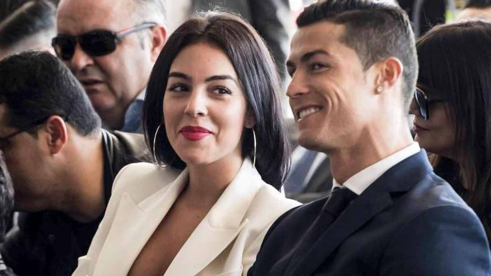 El futbolista Cristiano Ronaldo y su novia, la modelo Georgina Rodríguez, en una imagen de archivo / EP