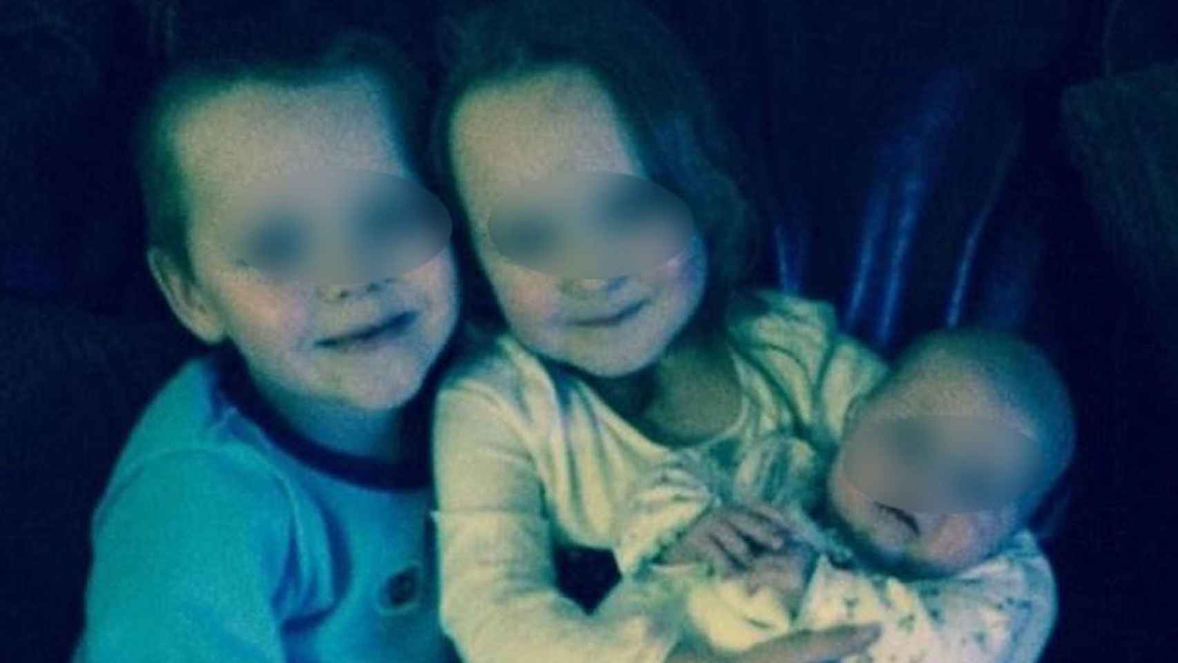 Una foto de archivo de tres de los hijos menores fallecidos de Michelle