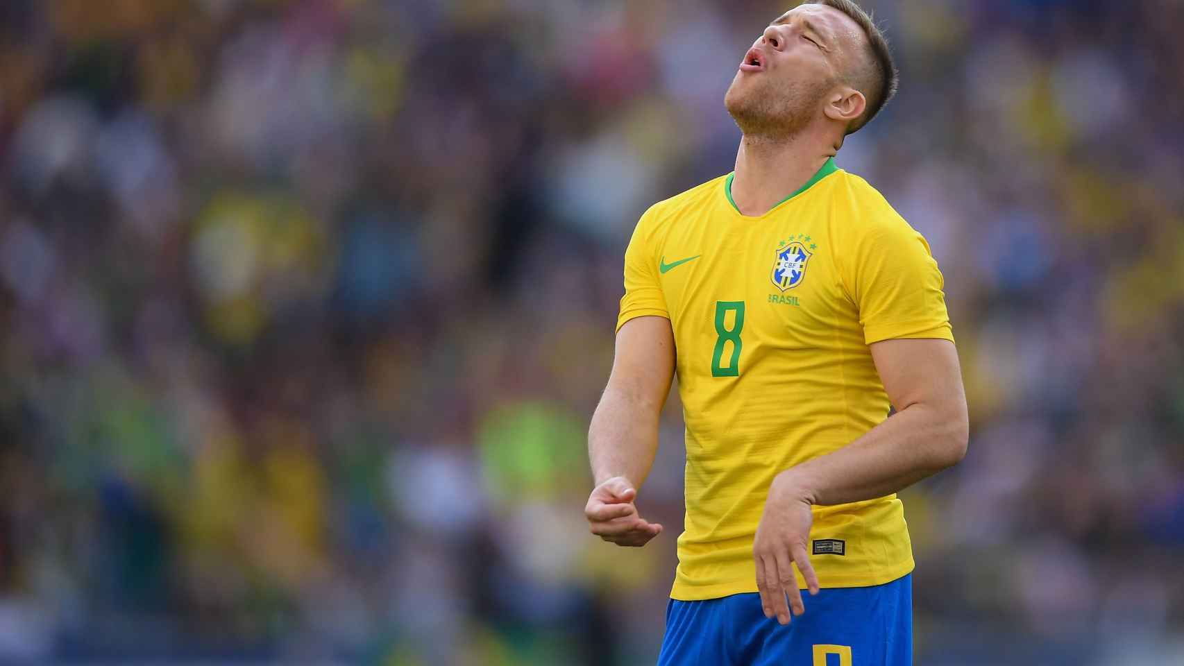 Arthur lamenta una ocasión con la selección de Brasil | EFE