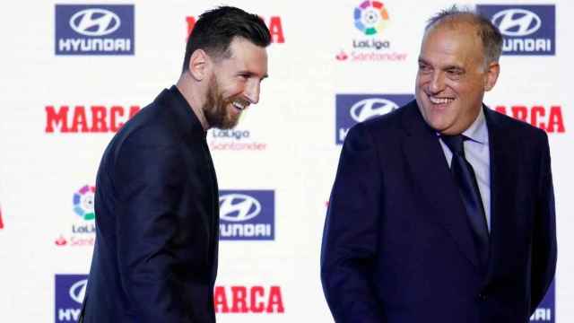 Javier Tebas y Leo Messi en un acto de la Liga / EFE