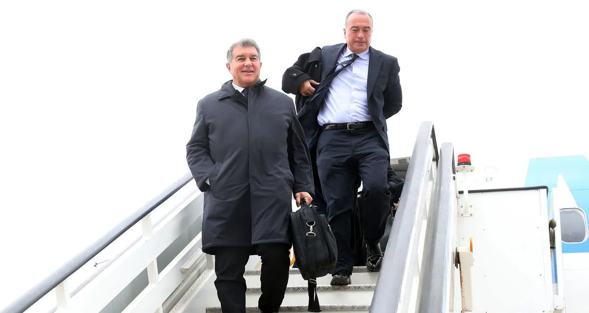 Joan Laporta y Rafa Yuste, durante el viaje a Madrid para el clásico de la Liga / FCB