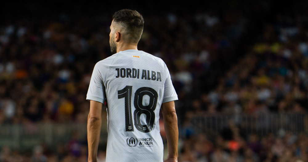 Jordi Alba, contra el Manchester City / LUIS MIGUEL AÑÓN (CULEMANIA)