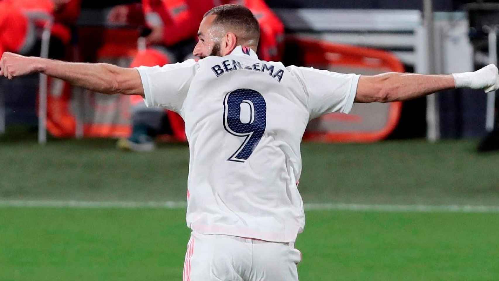 Benzema celebra su gol en Cádiz / EFE