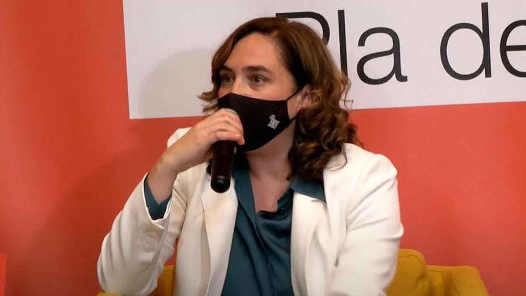 Ada Colau, alcaldesa de Barcelona, durante un acto oficial / EP
