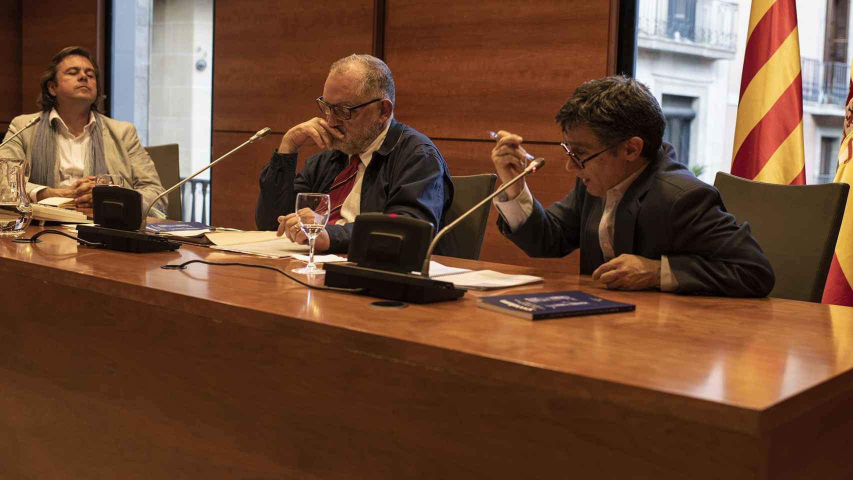 Manel Manchón y Rafael Jorba en Diálogos sobre una crisis, organizado por el CLAC, junto a Andreu Jaume  / LENA PRIETO