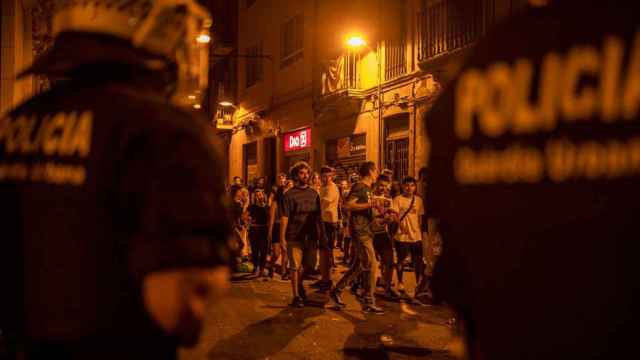 Agentes de la Guardia Urbana de Barcelona en las Fiestas de Gracia / EP