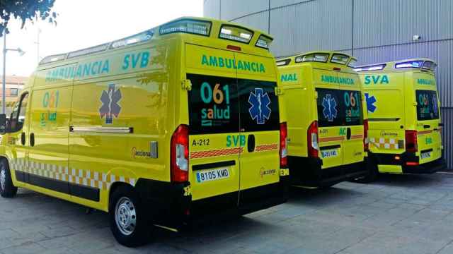 Imagen de vehículos sanitarios de Acciona en Aragón, donde es el actual adjudicatario / Cedida