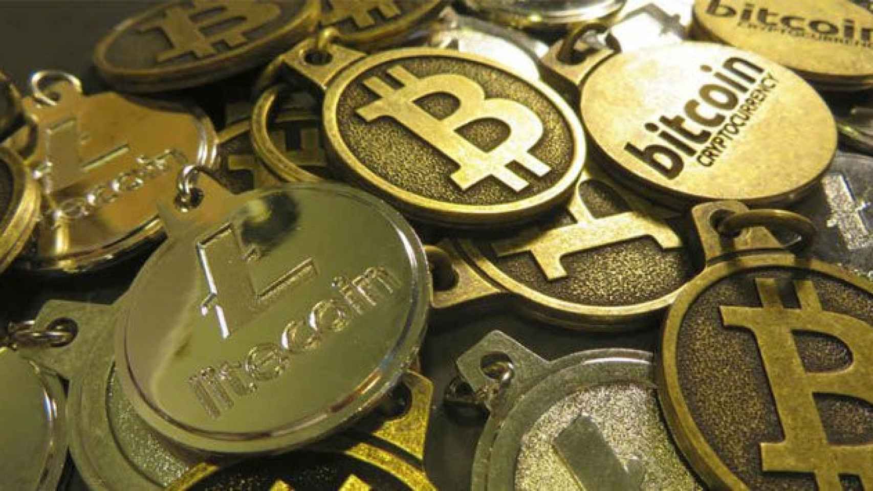 Imagen de una moneda virtual bitcoin como las que han robado / CG