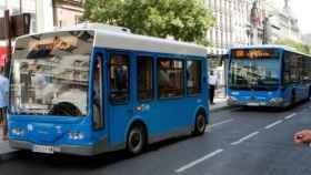 Dos unidades de autobuses urbanos de Madrid / EFE
