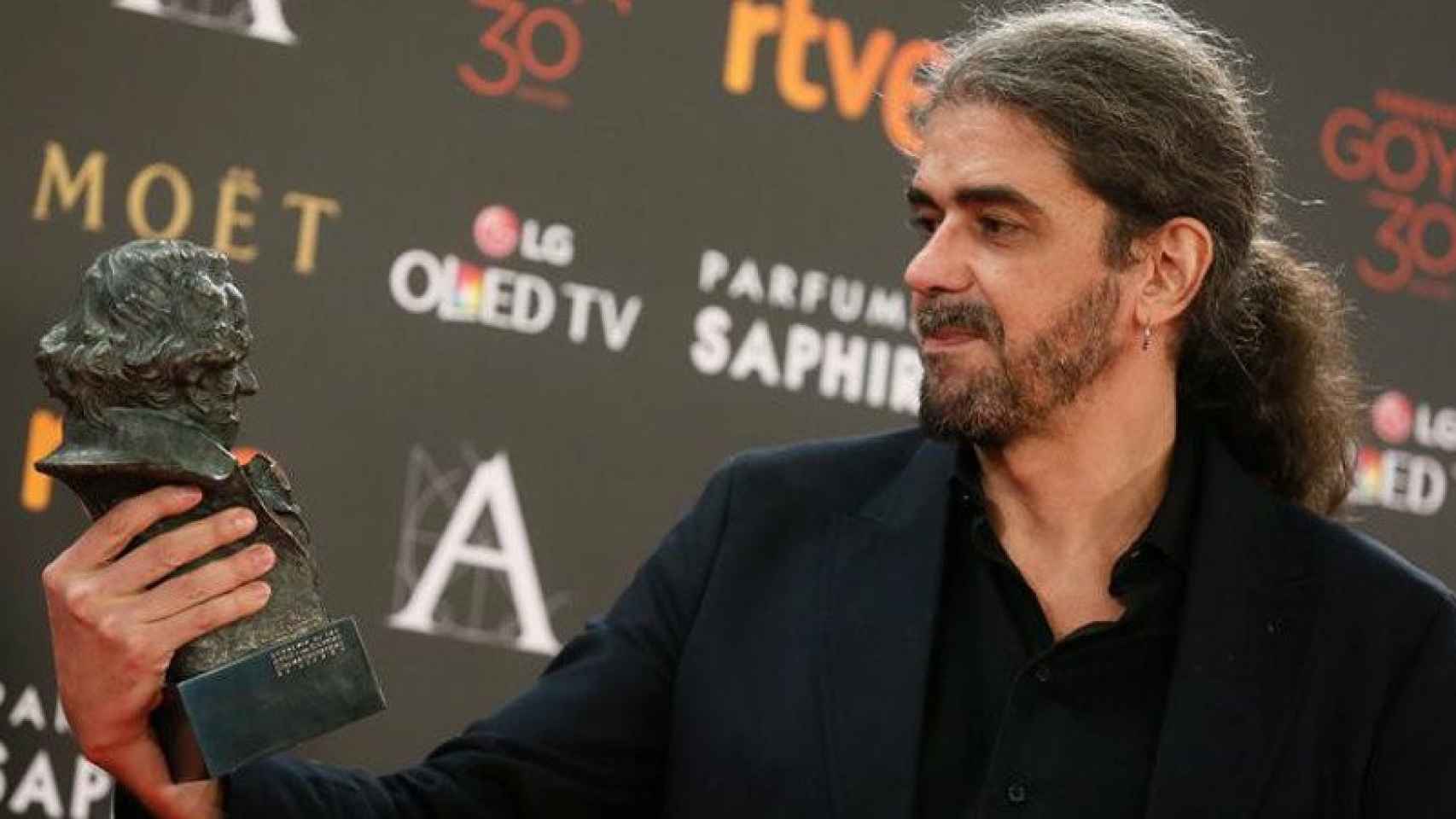 Fernando León de Aranoa, en la gala de los Goya del pasado sábado, con su premio al mejor guión adaptado.